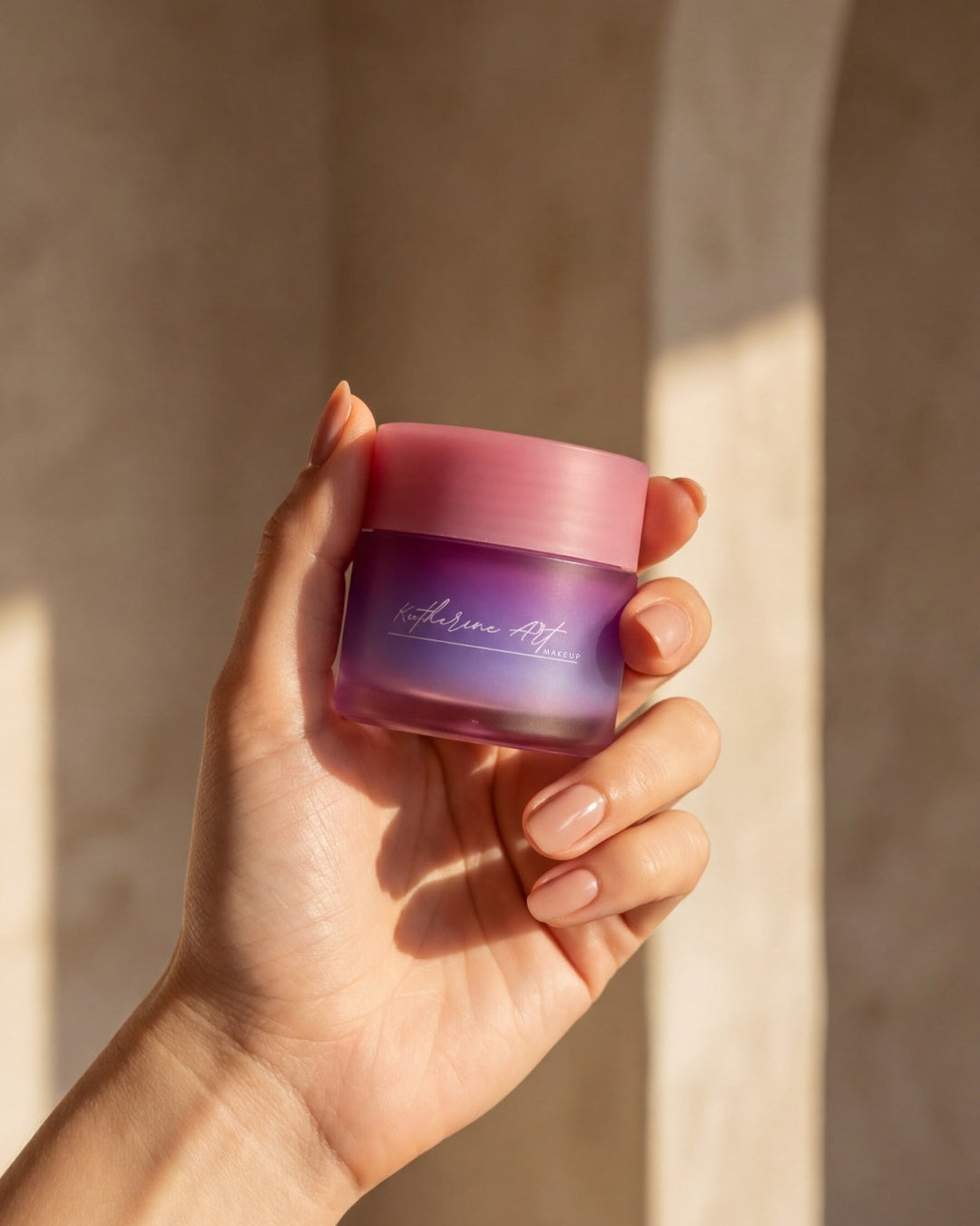 Hydrating lip sleeping mask for soft smooth and glossy lips overnight