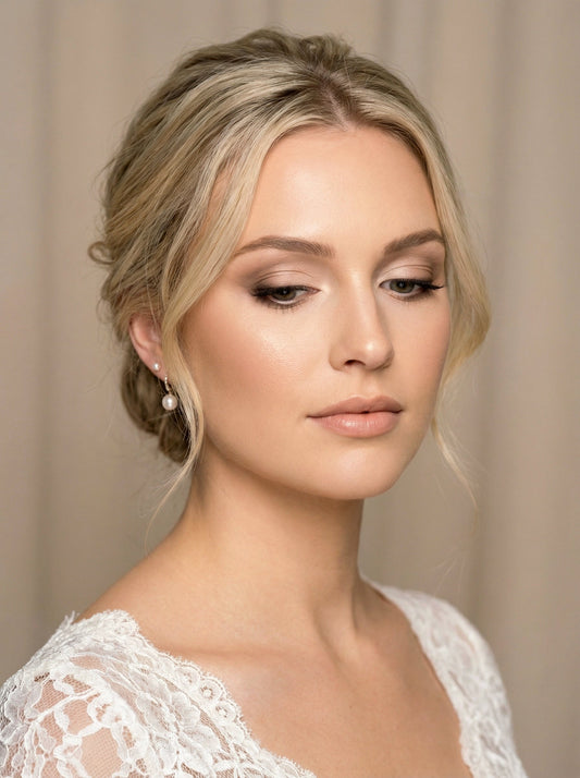 How to Choose the Perfect Bridal Hairstyle for Your Wedding Dress Neckline